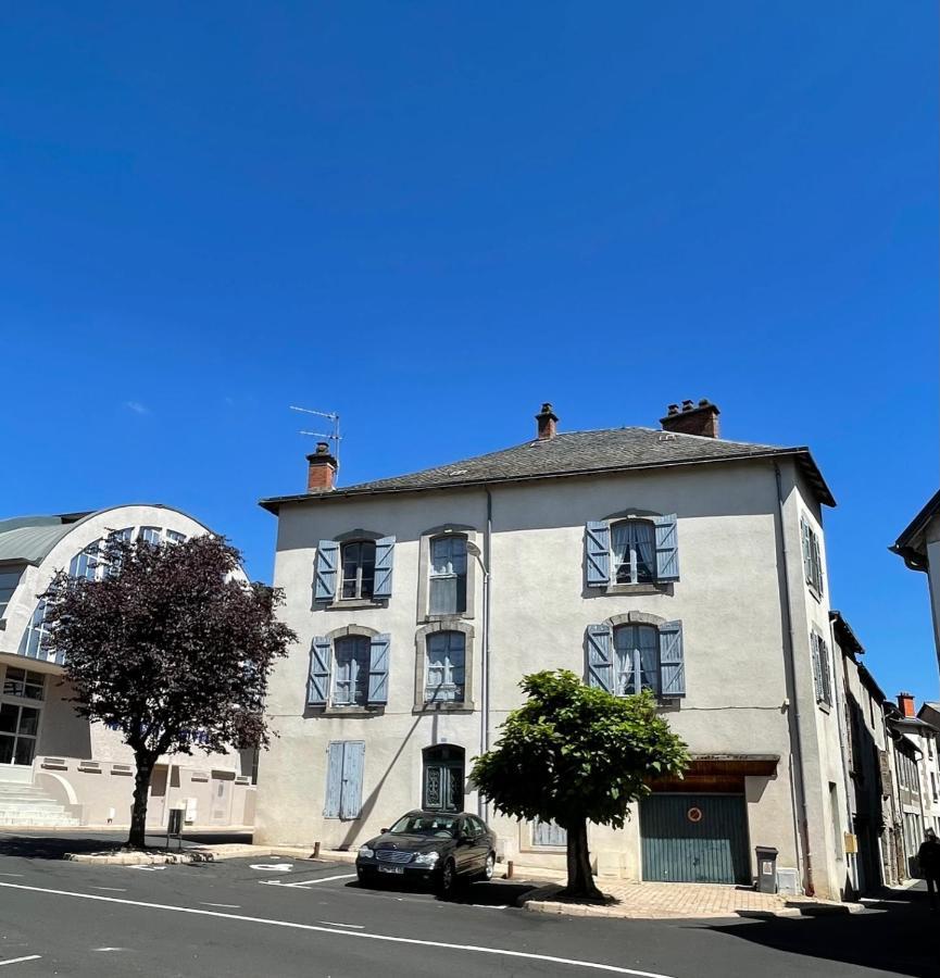 French Holiday Accommodation Bort-les-Orgues Exteriör bild